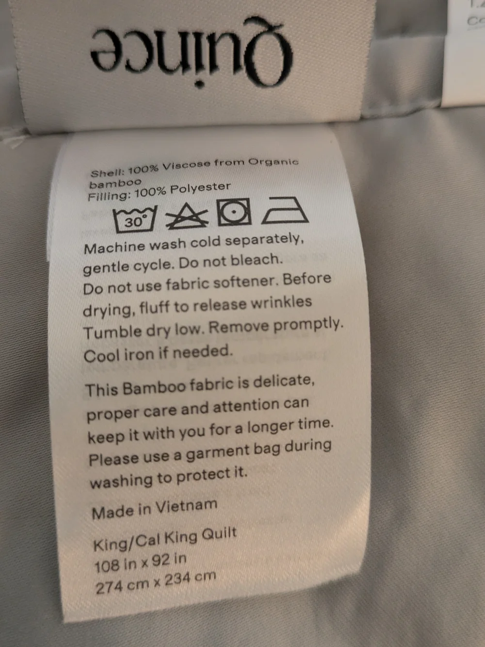 Quince Bamboo Dream Quilt King Cal King Light Grey